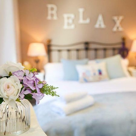 Cobbleview Rooms 휫비 외부 사진